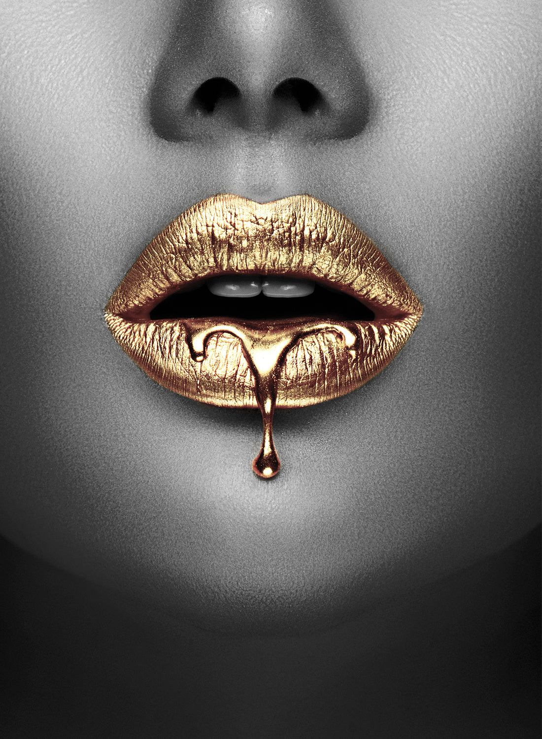 GOLD LIPS CANVAS